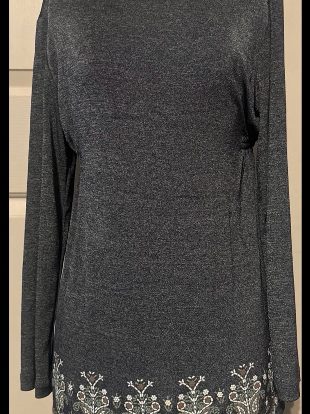 CDC Women's Charcoal Embroidered Hem Long-Sleeve Top and Pants